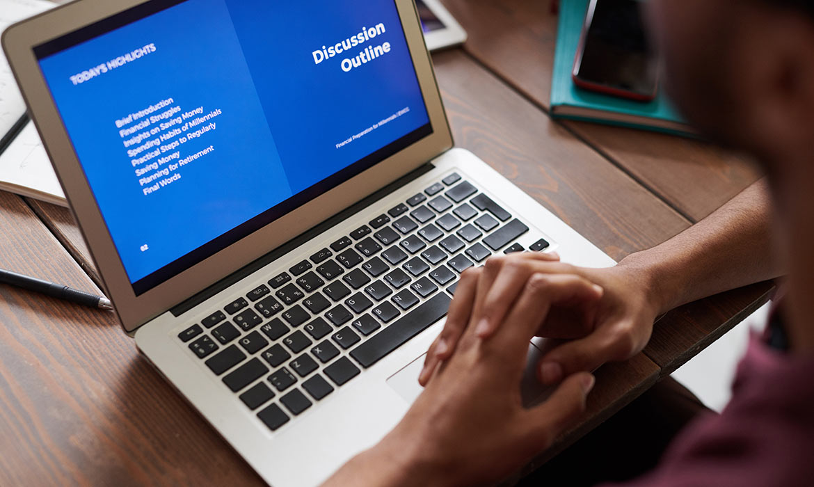 Man doing discussion outline